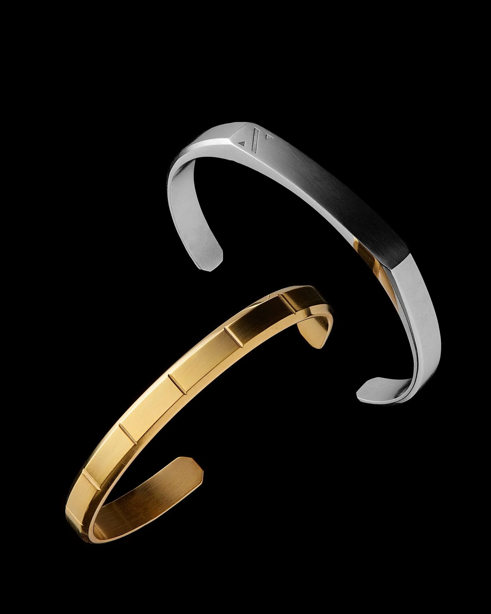 Ace Cuff Bracelet - Silver