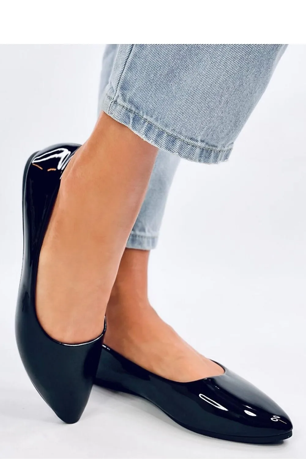 Ballet flats