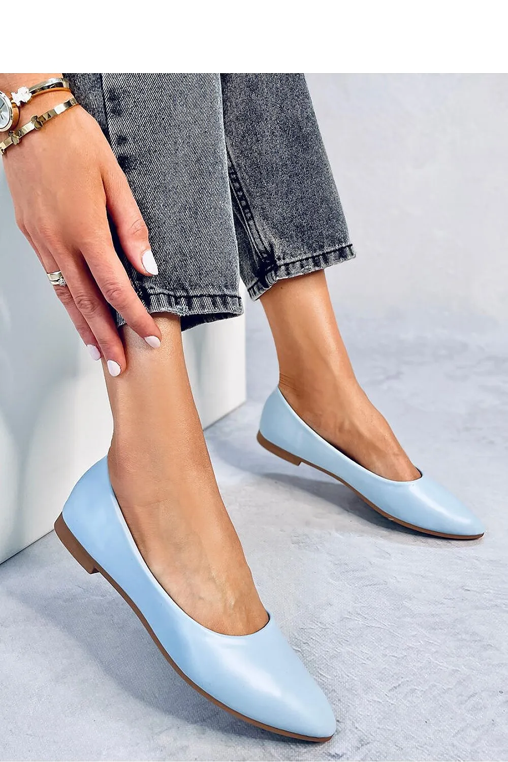 Ballet flats