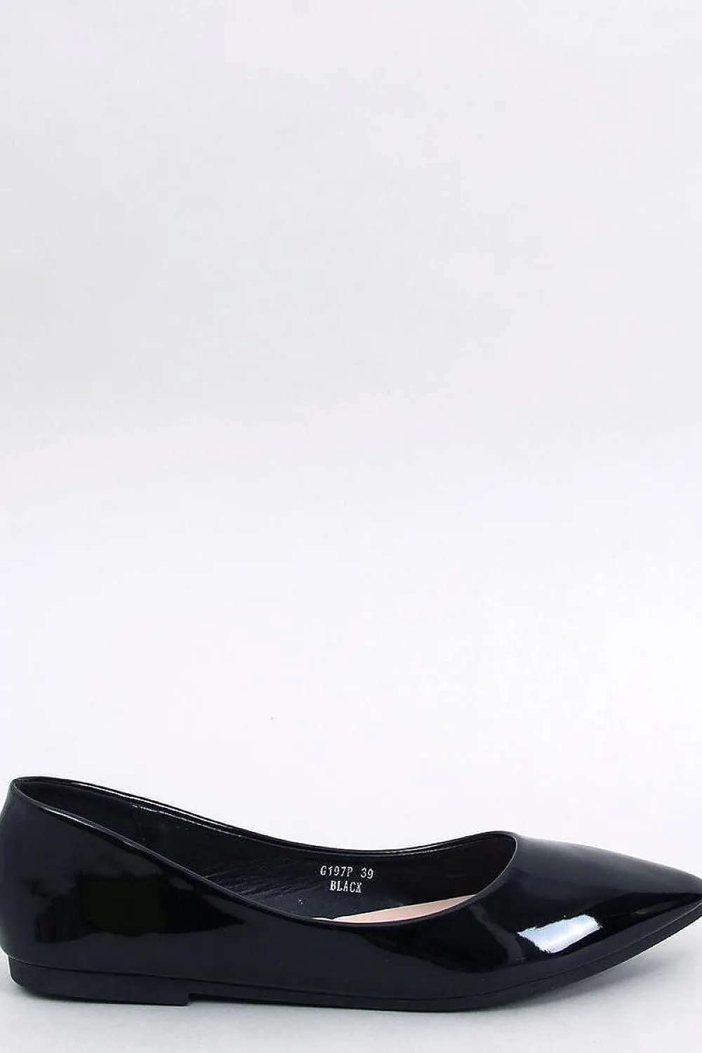 Ballet flats