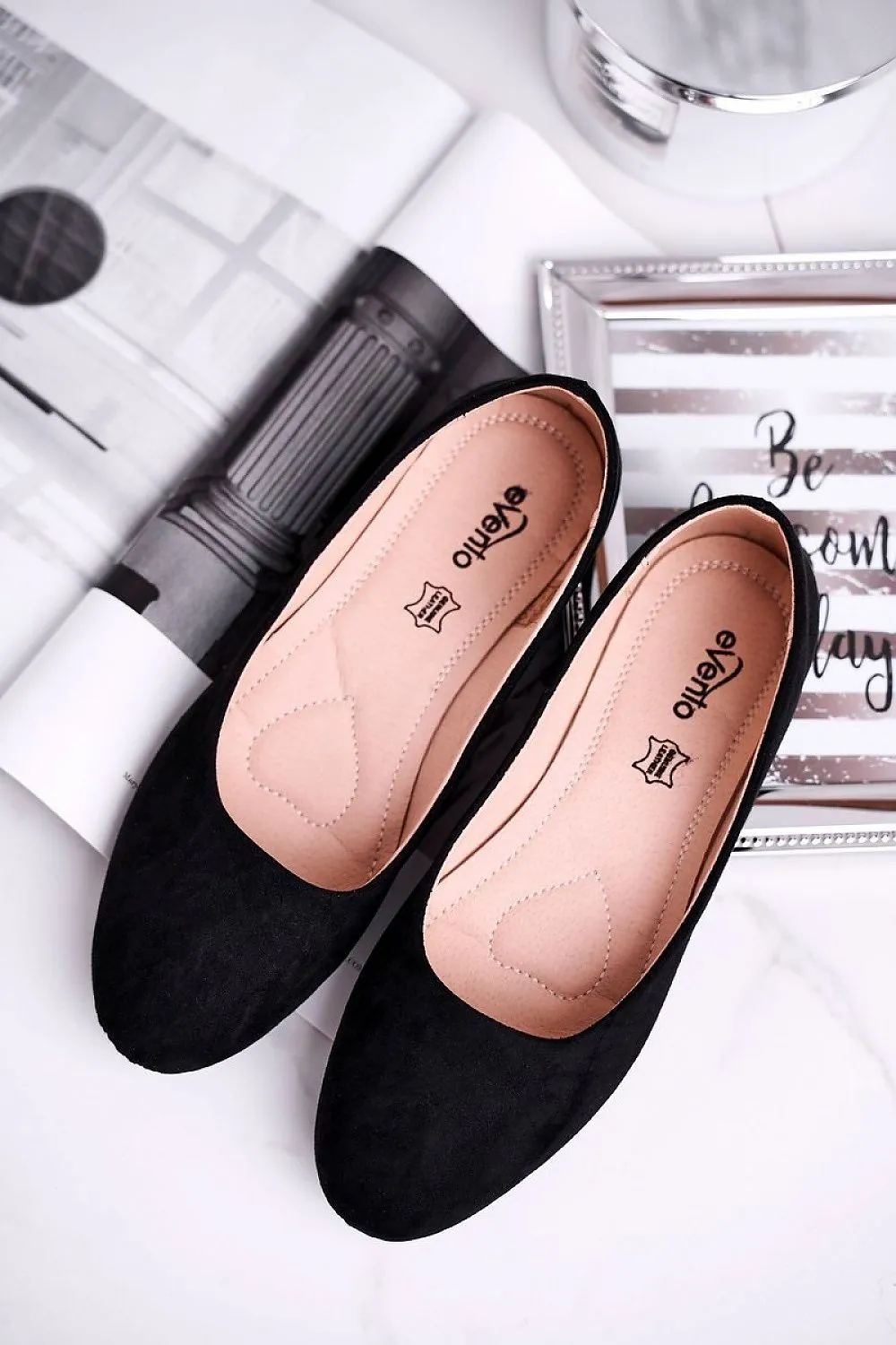 Ballet flats