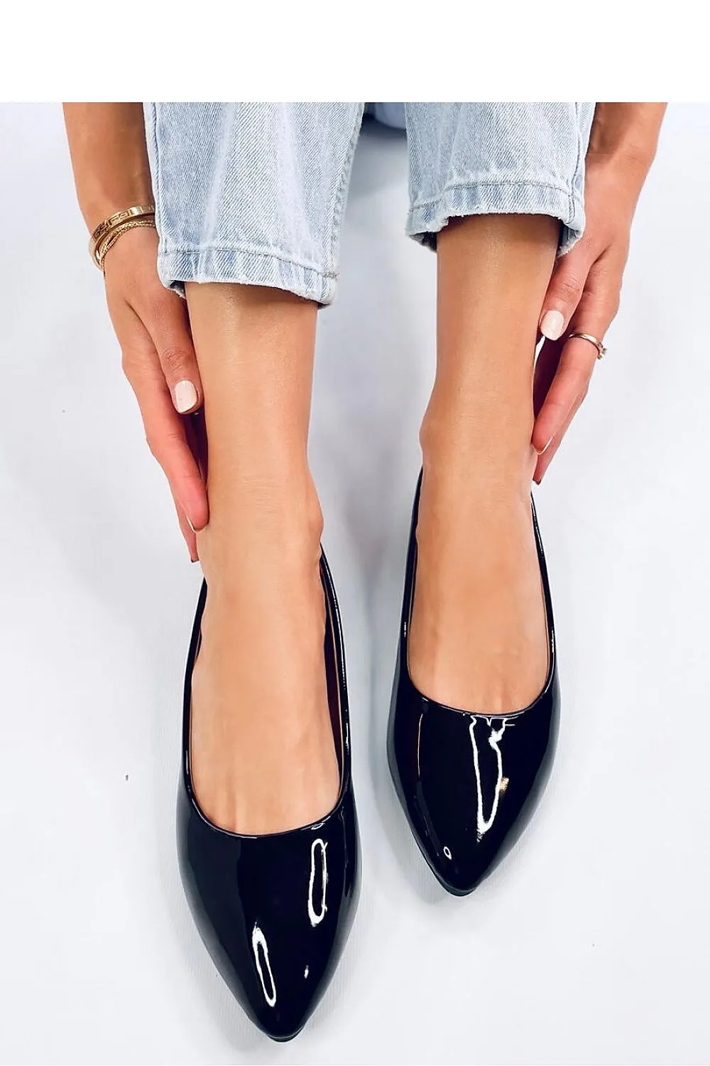 Ballet flats