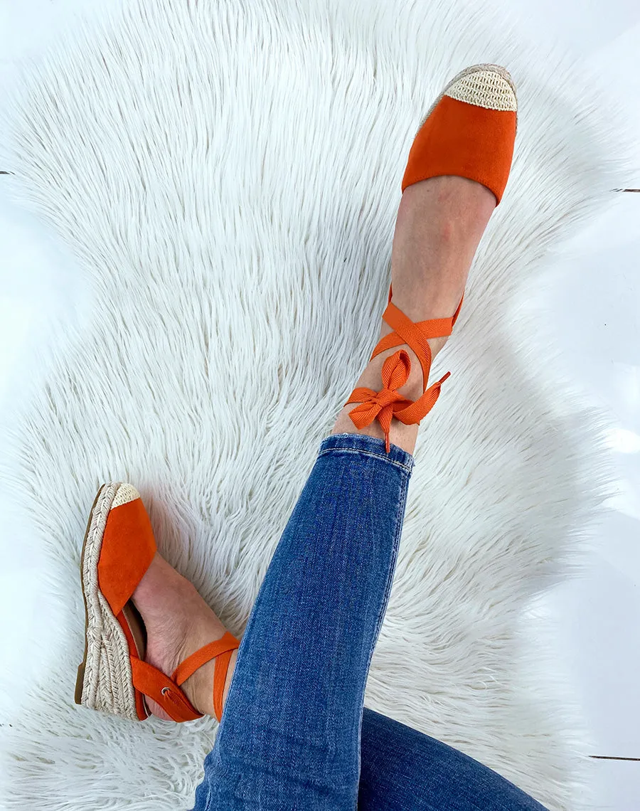 Espadrilles en suédine orange à talon compensé