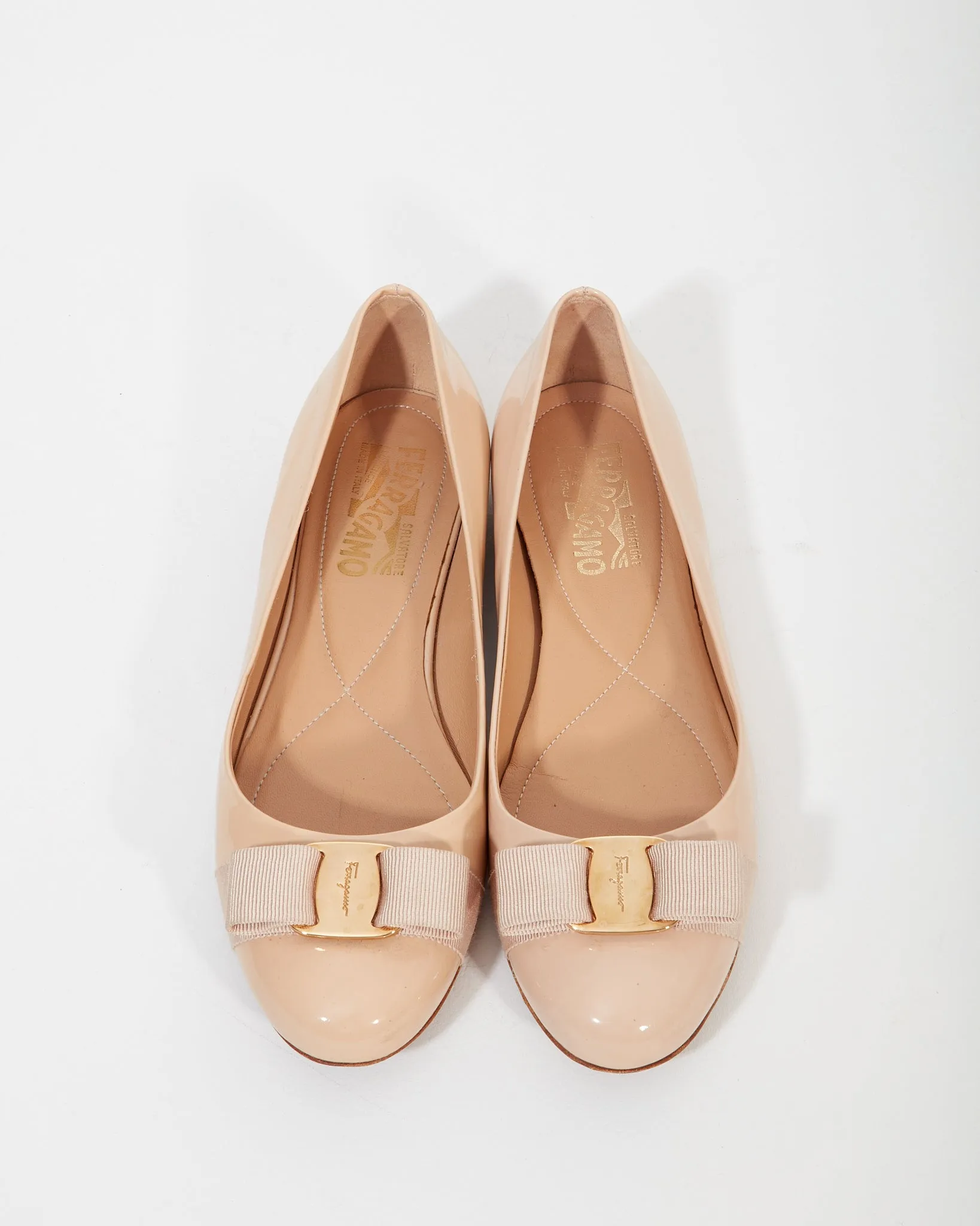 Ferragamo Nude Patent Vara Bow Ballerina Flats - 37.5