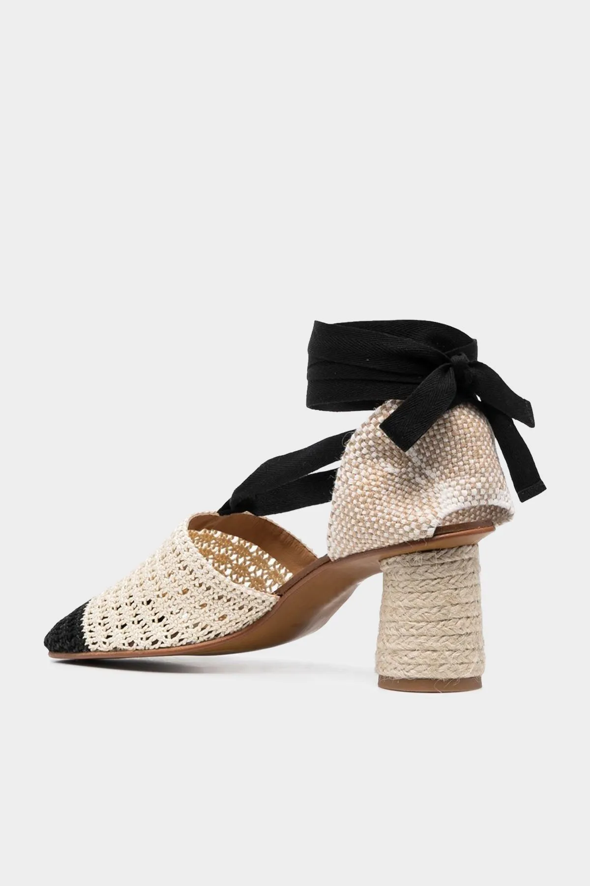 Ginny Crochet Sandal in Ivory Negro