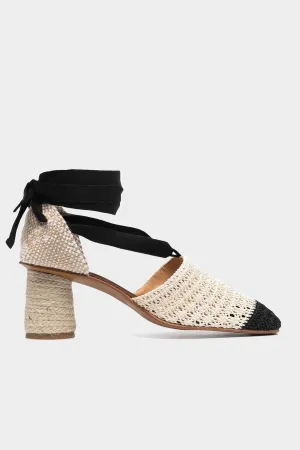 Ginny Crochet Sandal in Ivory Negro