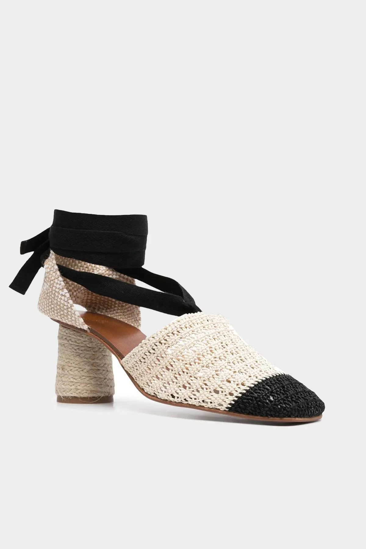 Ginny Crochet Sandal in Ivory Negro