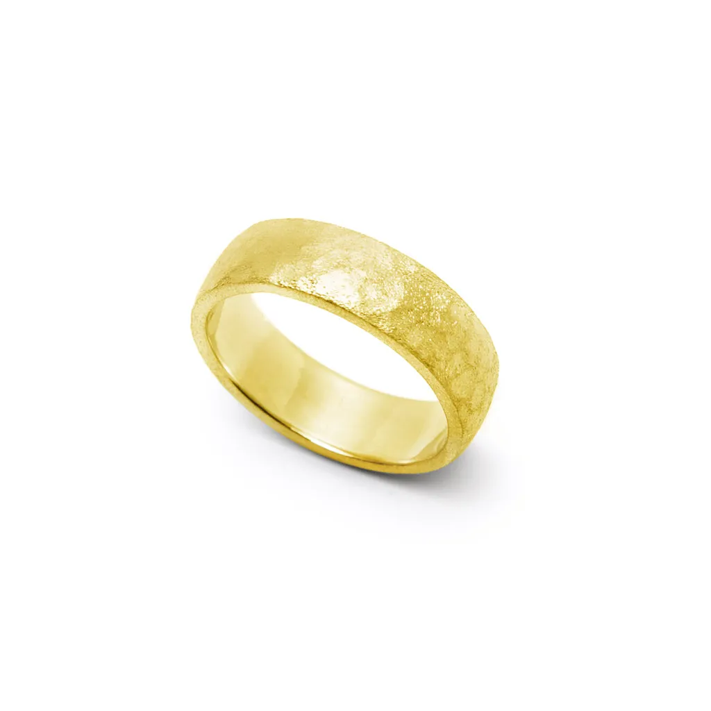 Hammered Comfort Fit Wedding Band