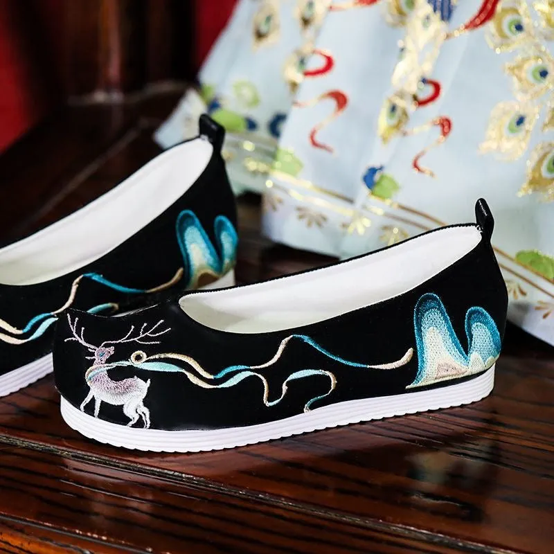 Hanfu Shoes: Finny