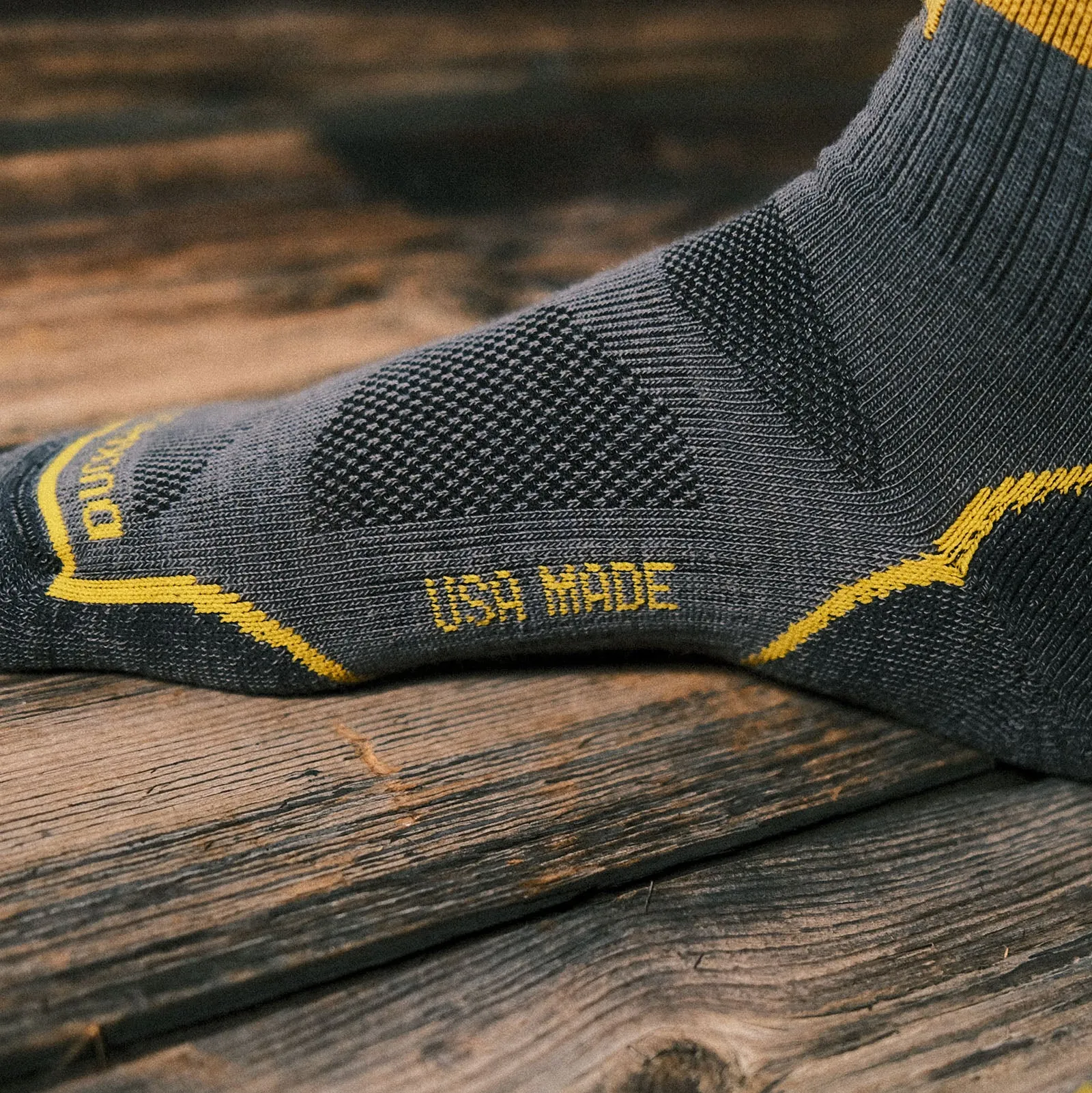Lightweight Montana Footprint Crew Sock