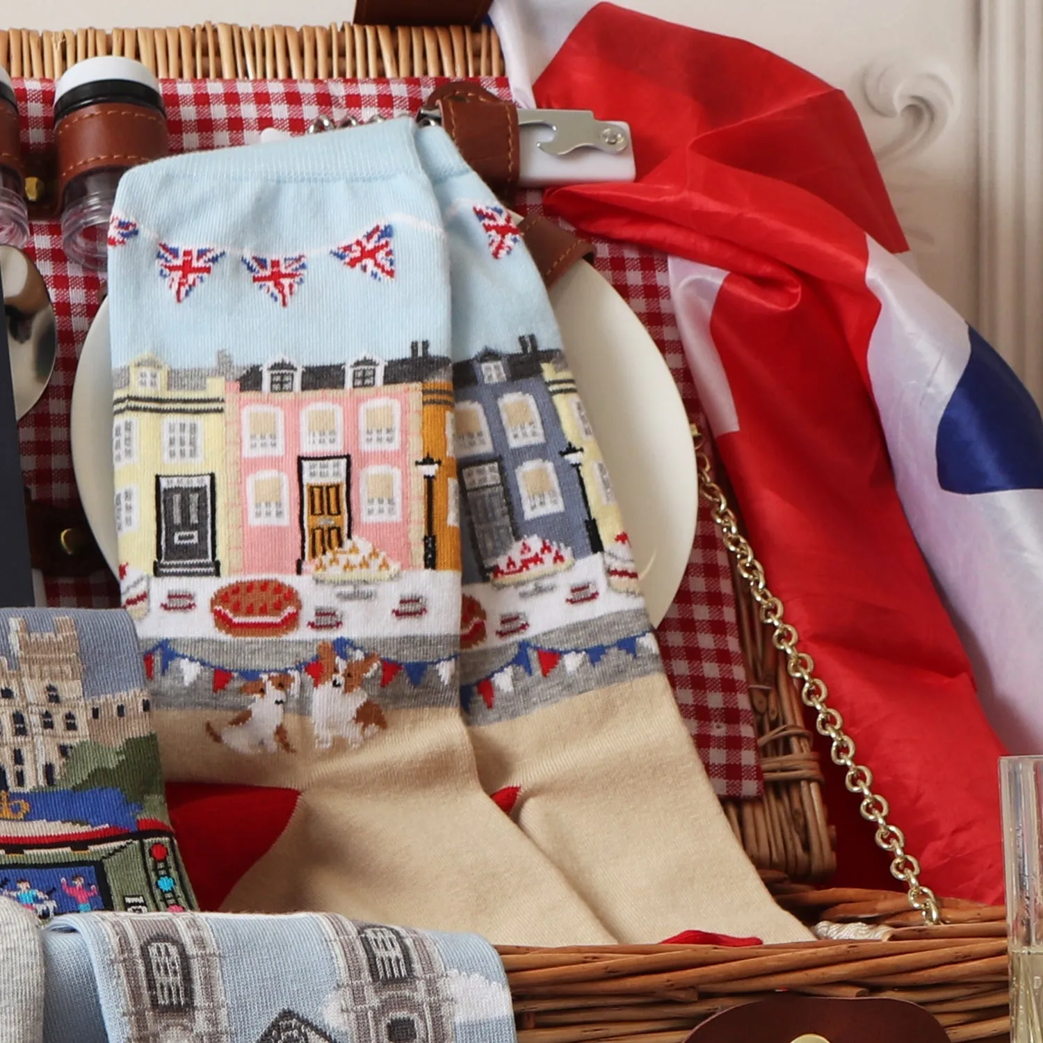 Men's British Royal Street Party Scene Cotton Socks