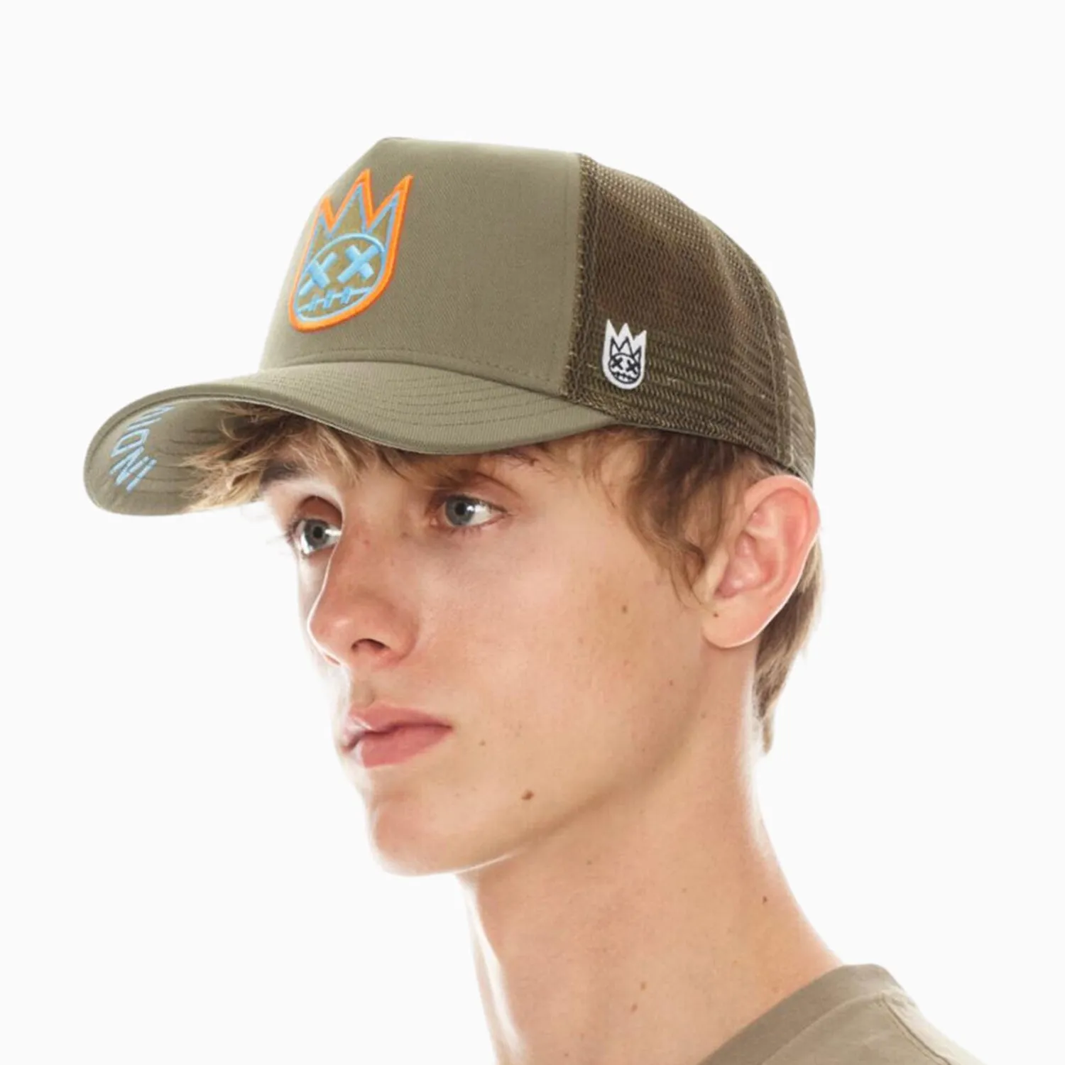 Men's Clean Logo Trucker Curved Visor Hat