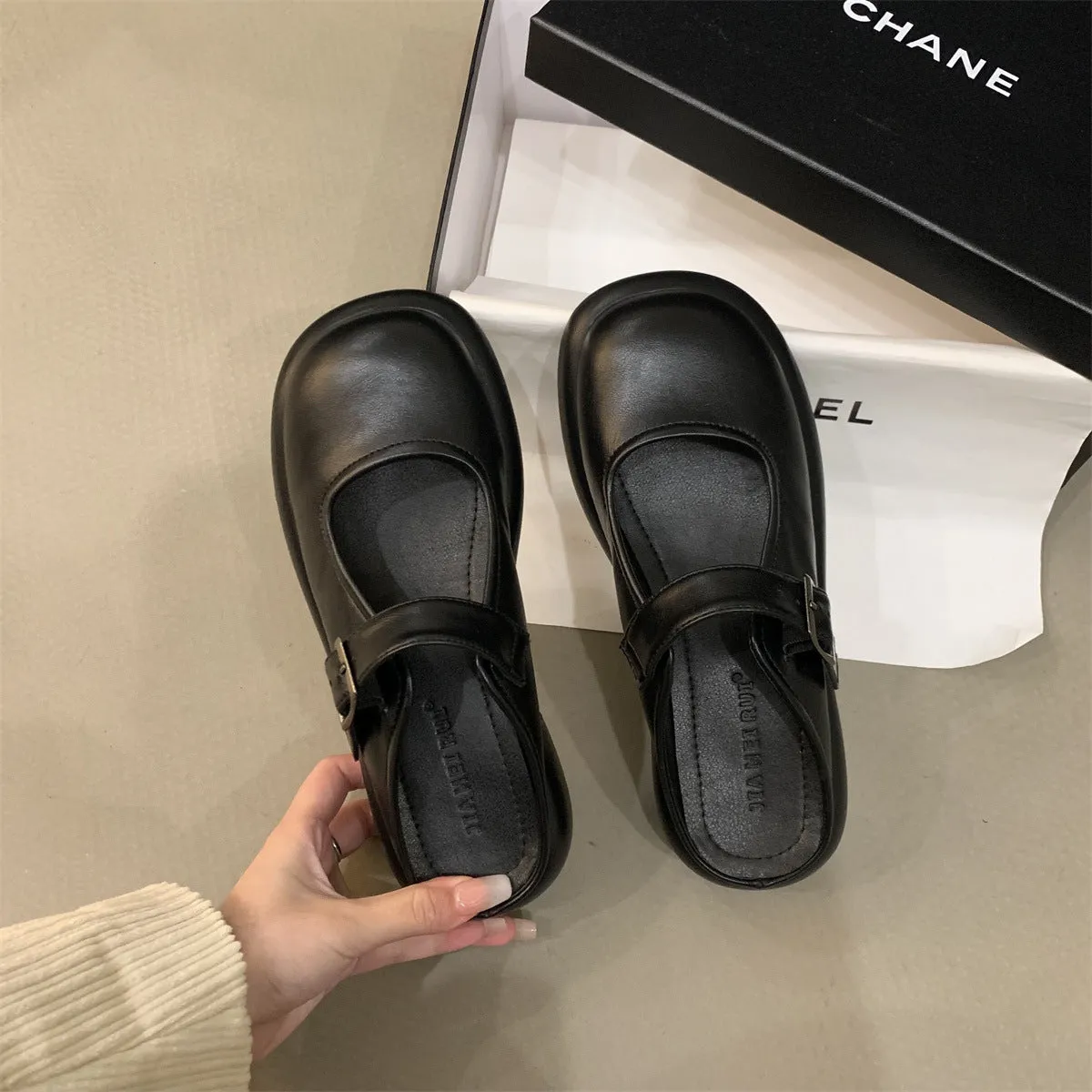 Retro Round Toe Thick Sole Thick Heel Slippers Women's Flat Shoes