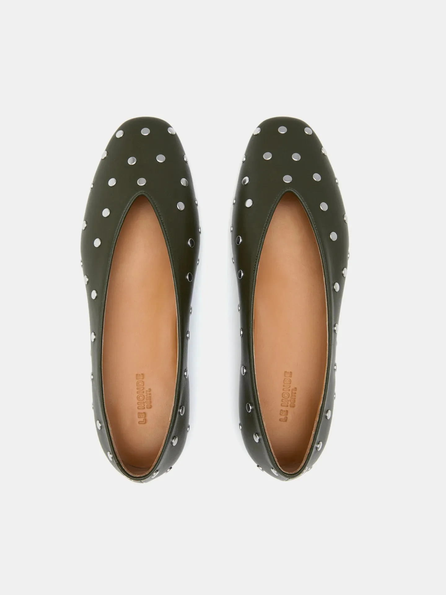 STUDDED REGENCY SLIPPER