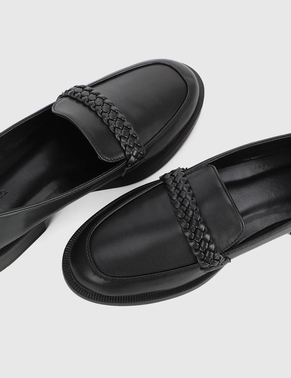 Thalia Rounded Toe Loafers, Moccasins & Boat Shoes (Black)